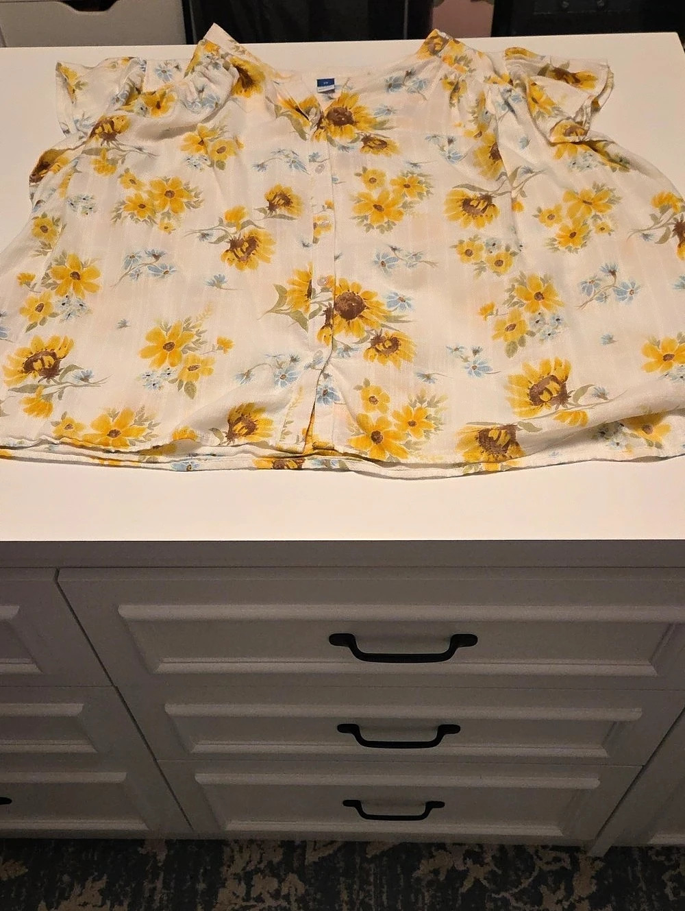 Old Navy Button-Down Floral Shirt White & Yellow Girls 2X